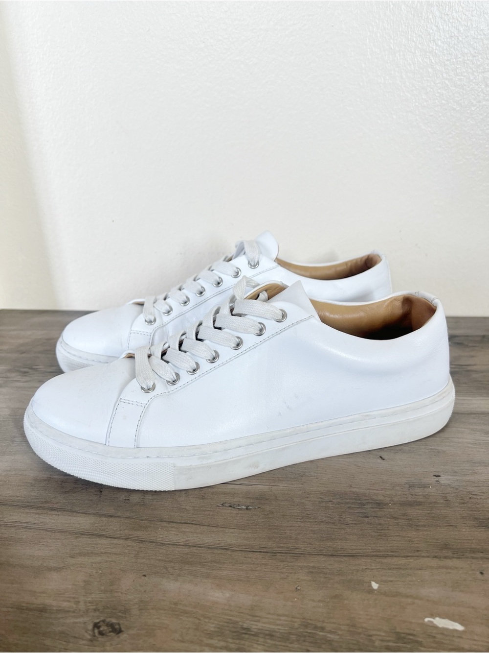 Thursday Everyday Sneakers Womens 10 White Leather Premier Low Top Casual Shoes